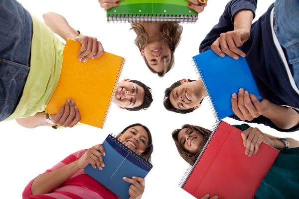 Por quê? 5 motivos para fazer um intercâmbio